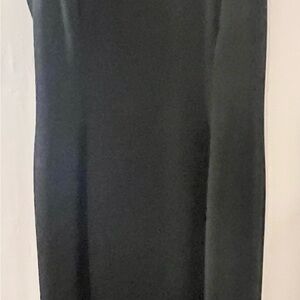 Rimini Women's Dress
• prom
• homecoming
• formal
• black tie